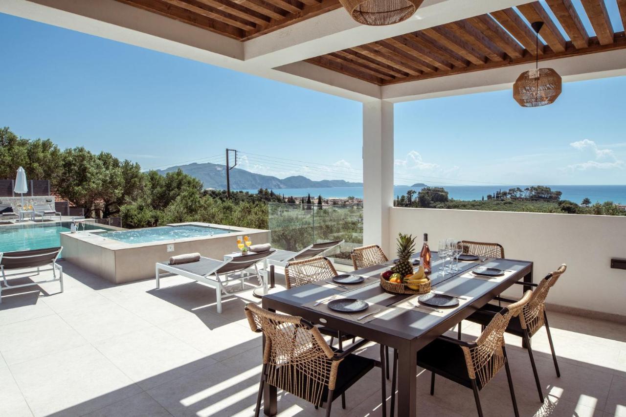 Villa Roselia - Luxury Escape With Magnificent Views, By Zantewize 라가나스 외부 사진