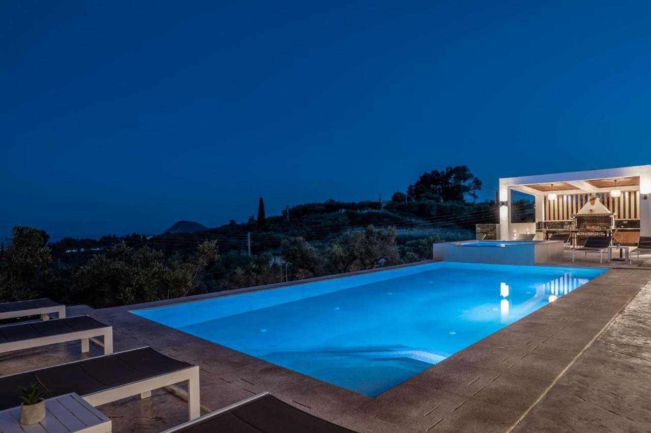 Villa Roselia - Luxury Escape With Magnificent Views, By Zantewize 라가나스 외부 사진