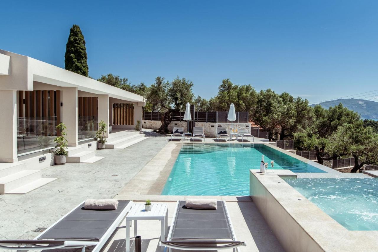 Villa Roselia - Luxury Escape With Magnificent Views, By Zantewize 라가나스 외부 사진