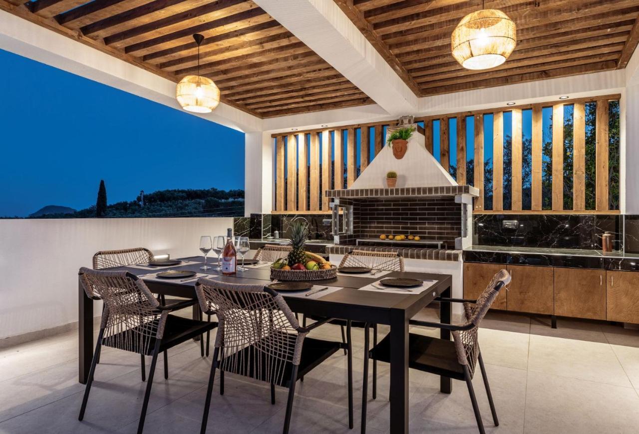 Villa Roselia - Luxury Escape With Magnificent Views, By Zantewize 라가나스 외부 사진