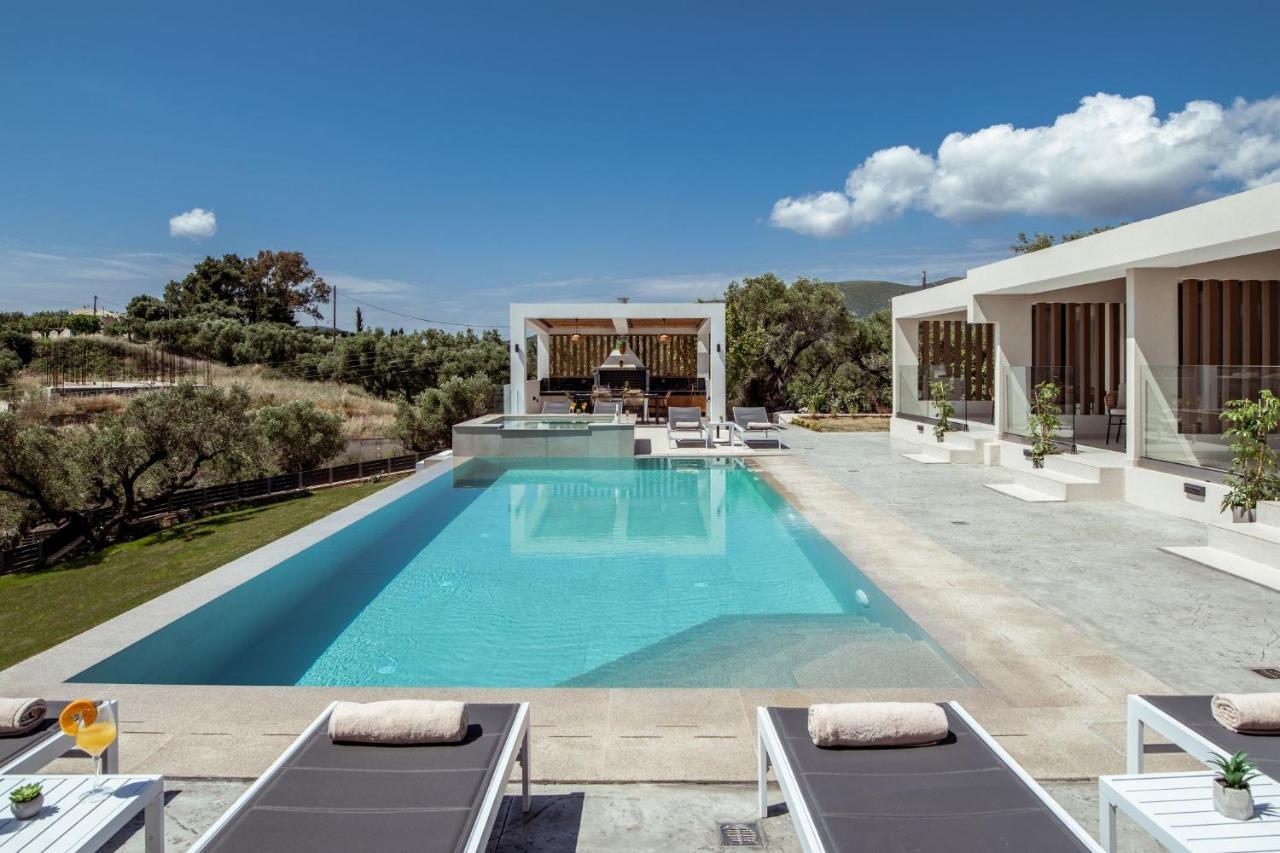 Villa Roselia - Luxury Escape With Magnificent Views, By Zantewize 라가나스 외부 사진