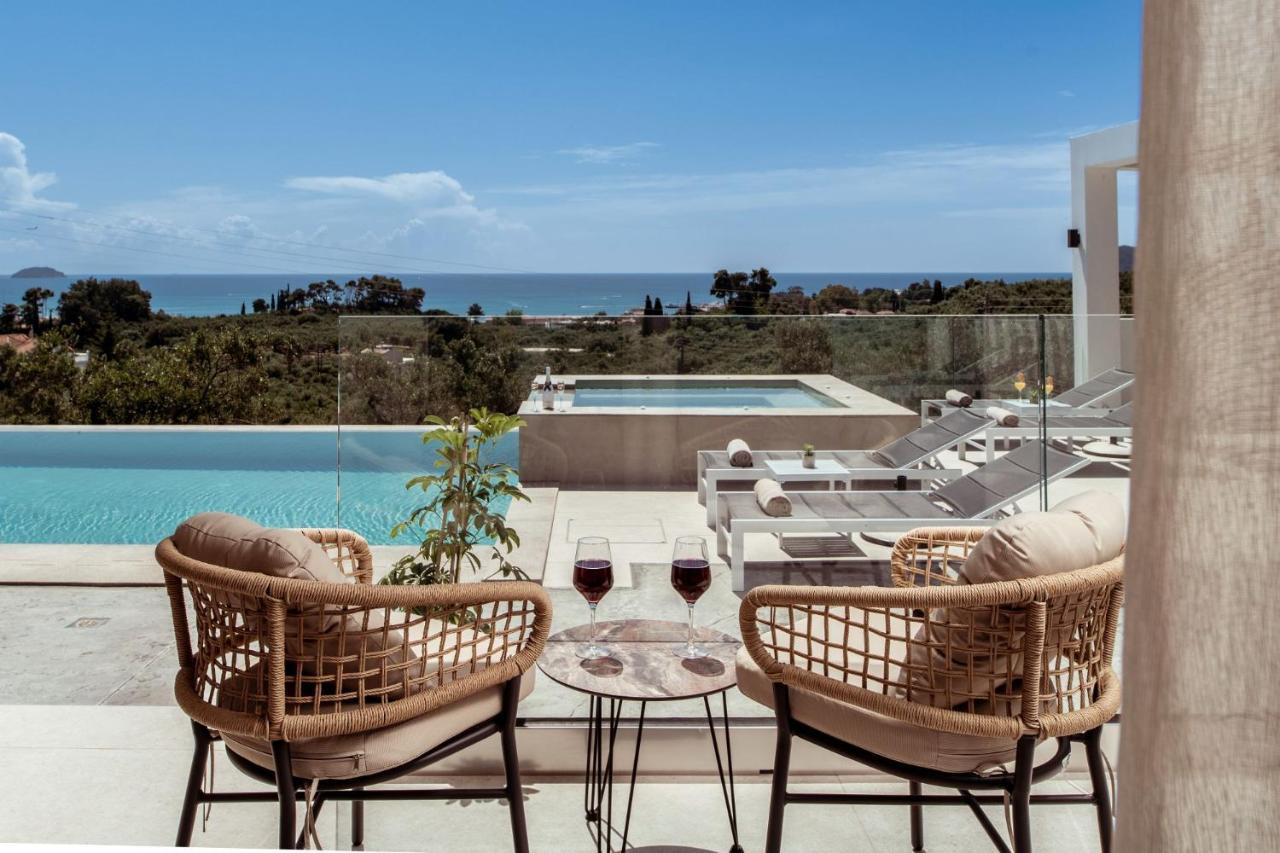 Villa Roselia - Luxury Escape With Magnificent Views, By Zantewize 라가나스 외부 사진