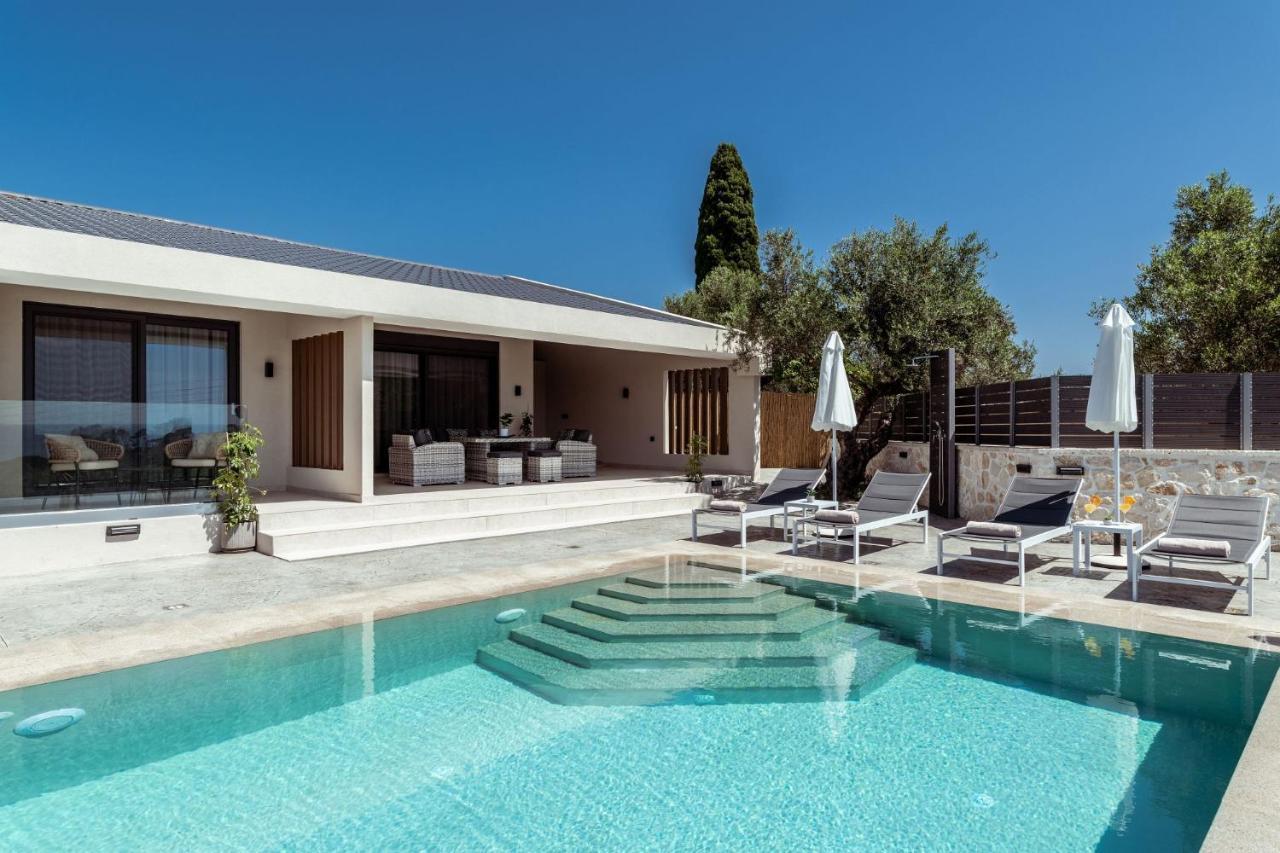 Villa Roselia - Luxury Escape With Magnificent Views, By Zantewize 라가나스 외부 사진